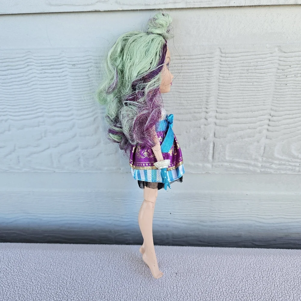 Ever After High First Chapter Madeline Hatter Doll 2013 Mattel